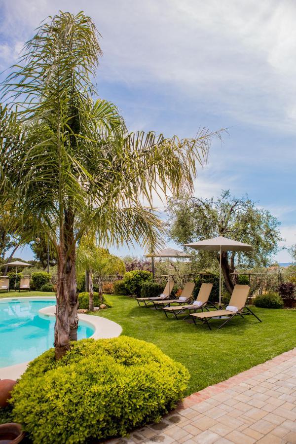 Leonardo Resort Imperia Luaran gambar